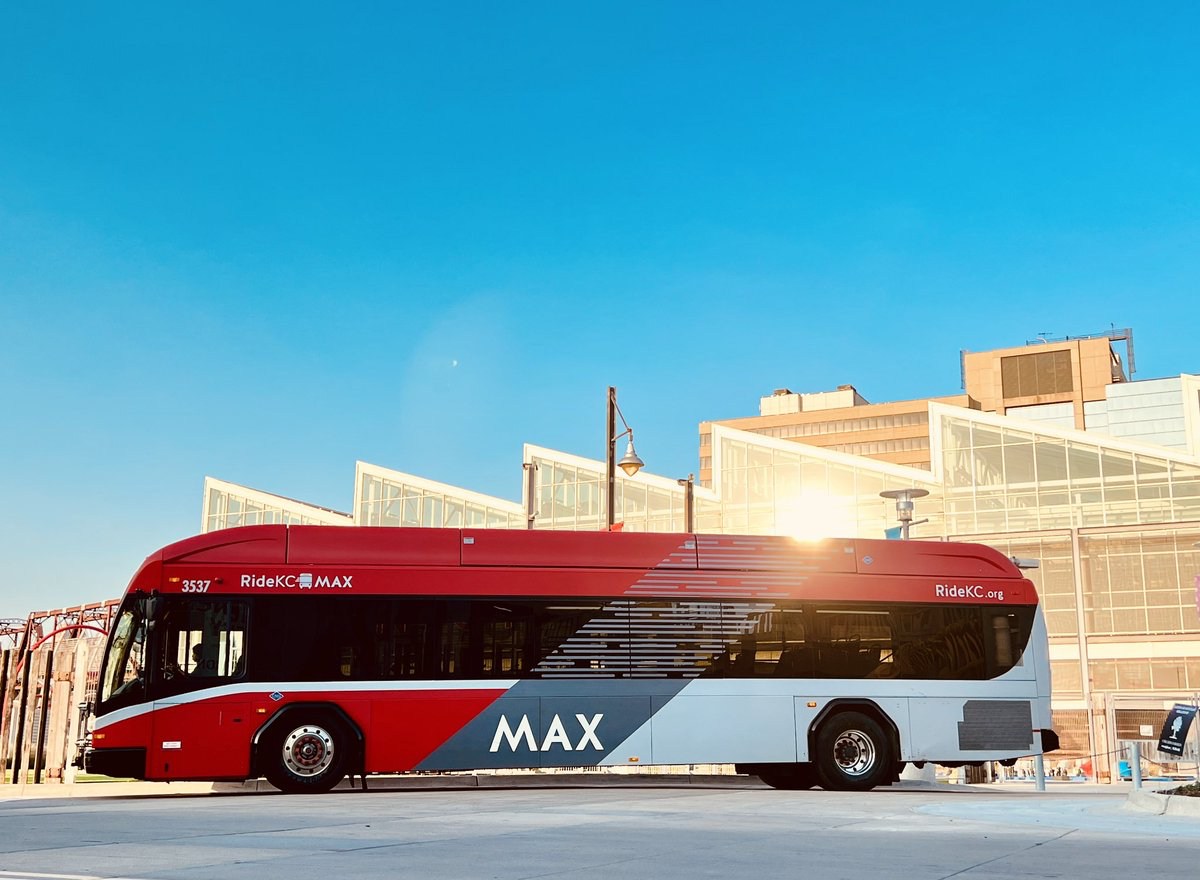 MAX bus sideview